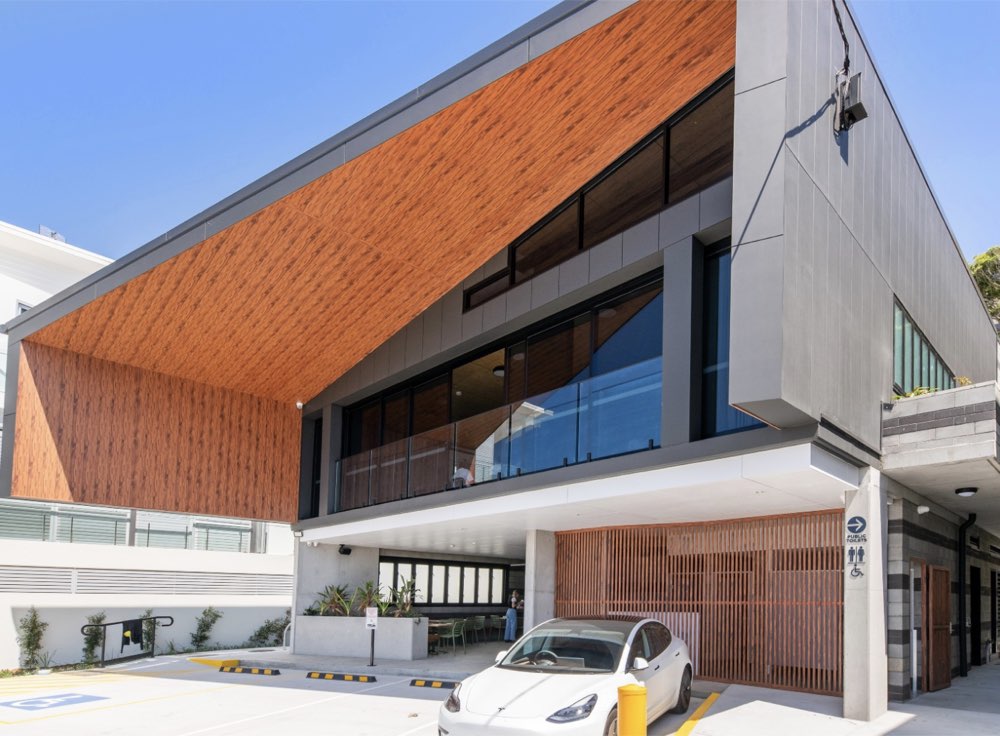 Currumbin RSL — photo 1